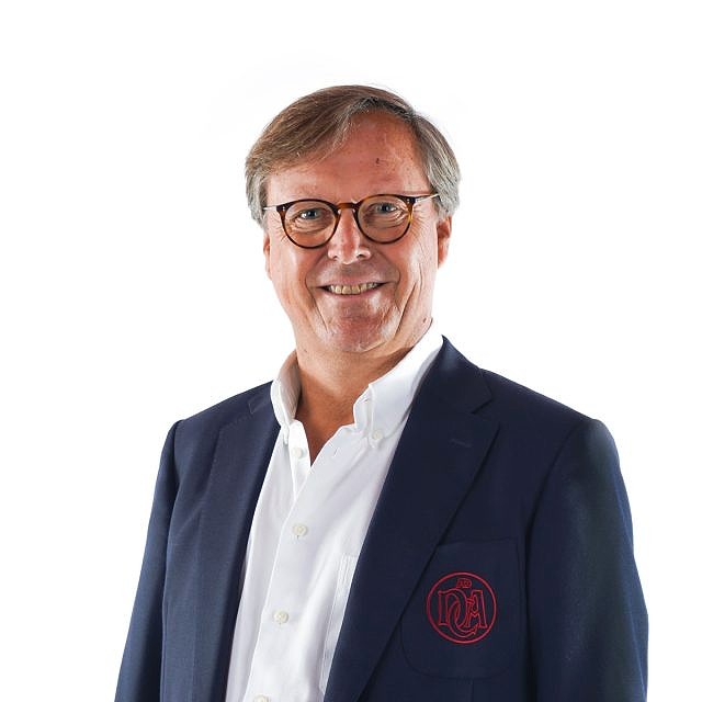 Dr. Carsten Lütten